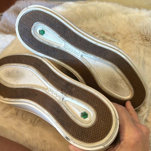 Timberland Ladies size 6 Tan canvas w brown leather. - Picture 10 of 10